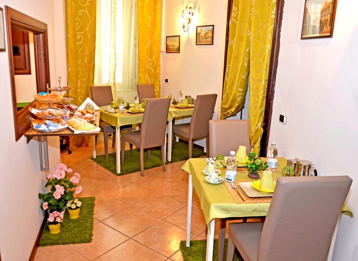 Bed & Breakfast A Castel Capuano Neapel Exteriör bild