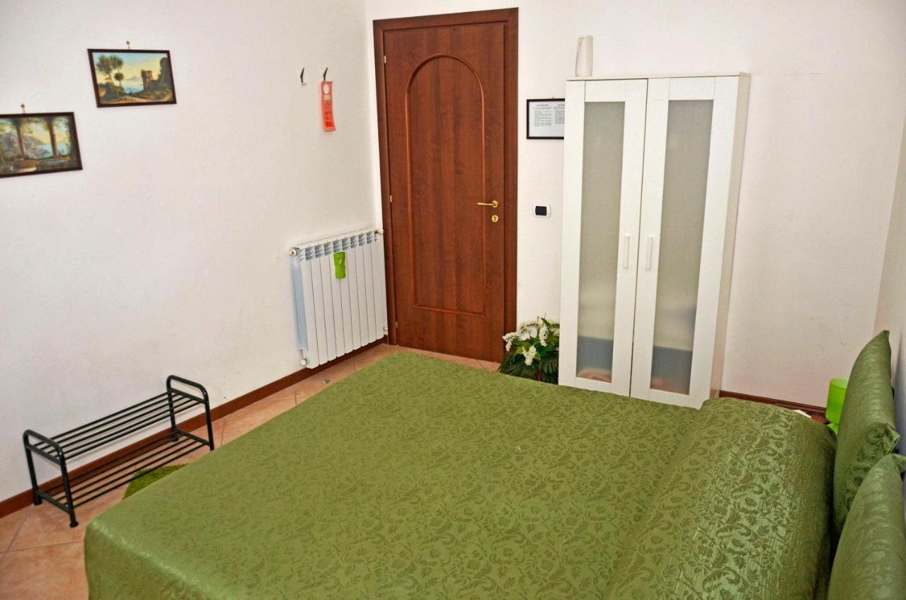 Bed & Breakfast A Castel Capuano Neapel Exteriör bild